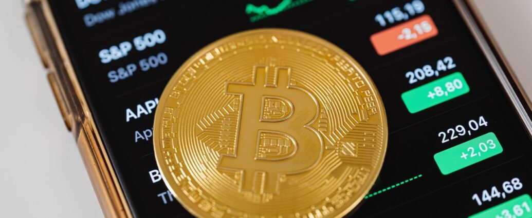 Bitcoin persigue un nuevo máximo histórico, según analistas