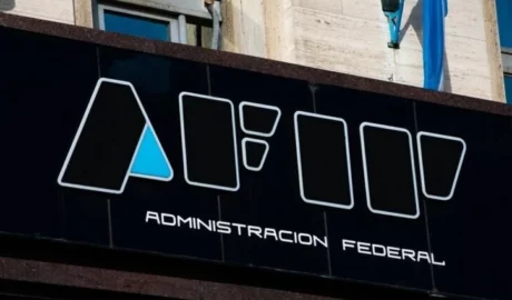 El AFIP argentino cierra red ilegal de criptominería y + noticias